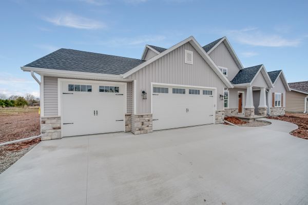 Cost of Concrete Driveway Pouring in Golden