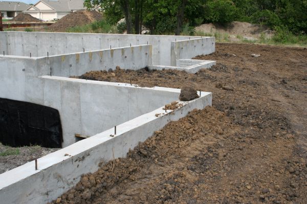 Cost of Foundation Wall Construction in Golden